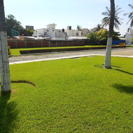 Suites Las Palmas Hotel Y Villas 曼萨尼约 外观 照片
